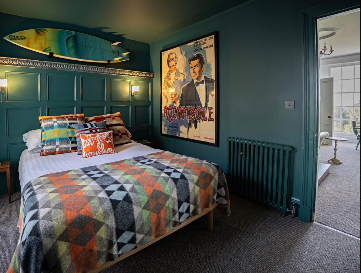Paramount Apartments Ilfracombe, Arty Seaside Holiday Apartments Kültér fotó